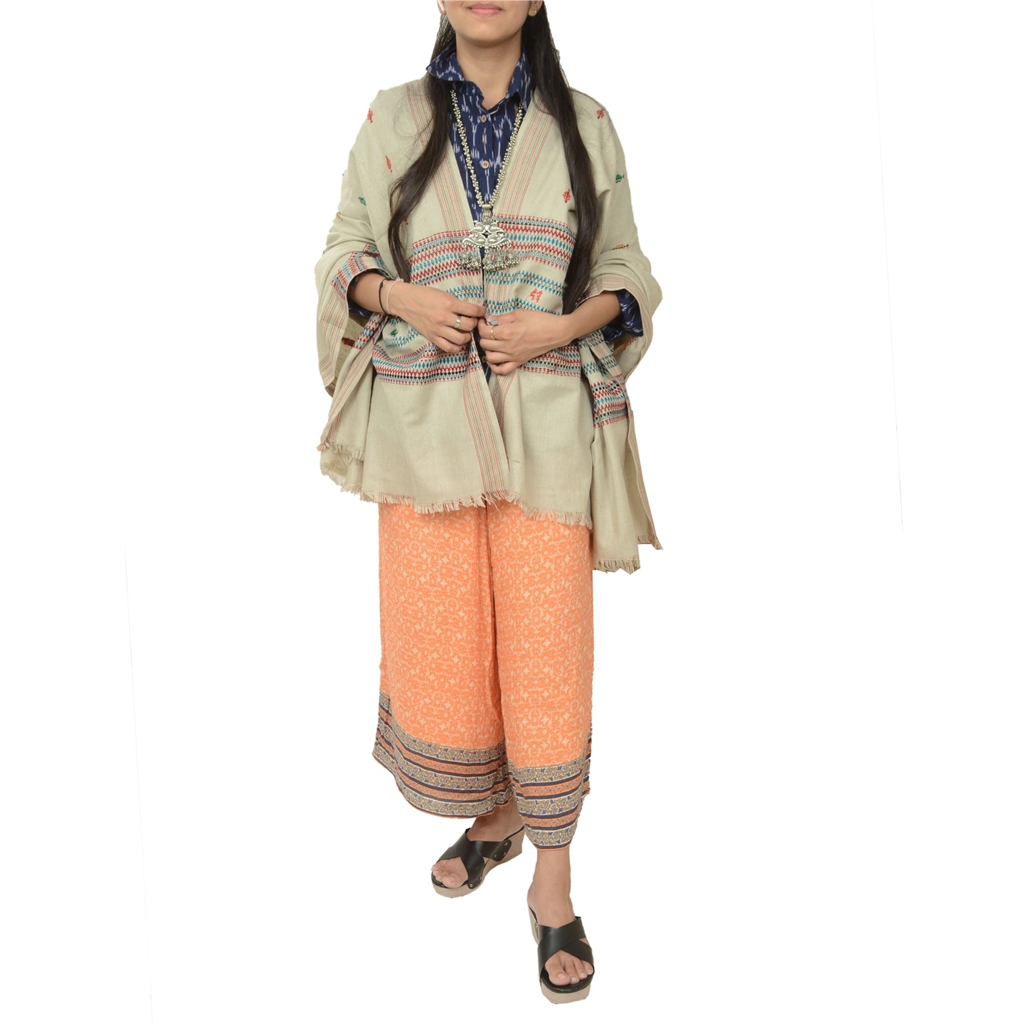 Sanskriti Vintage Long Shawl Pure Woollen Ivory Hand-Woven Scarf Throw Stole