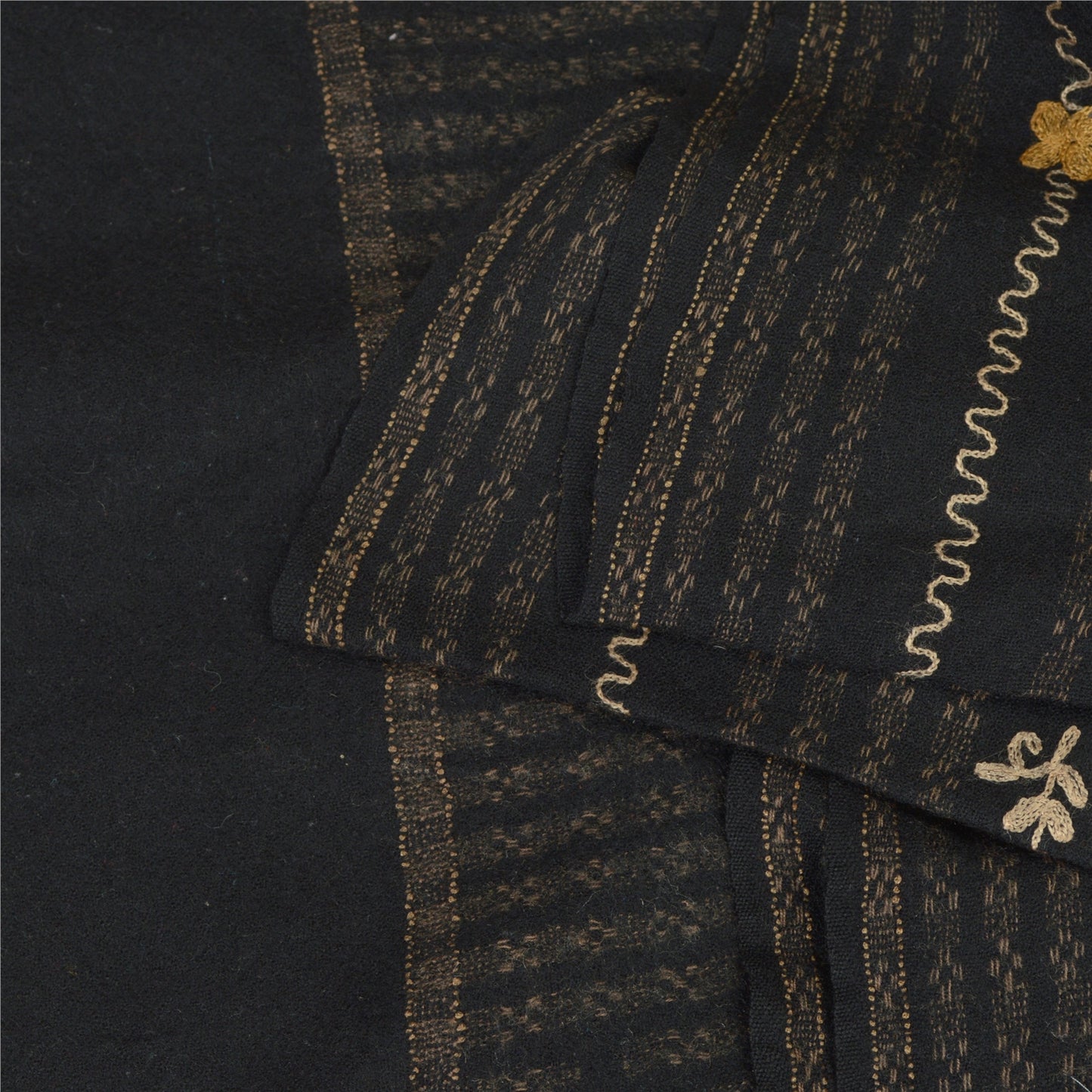 Sanskriti Vintage Long Shawl Pure Woolen Shawl Handmade Kashmiri Ari Work Stole