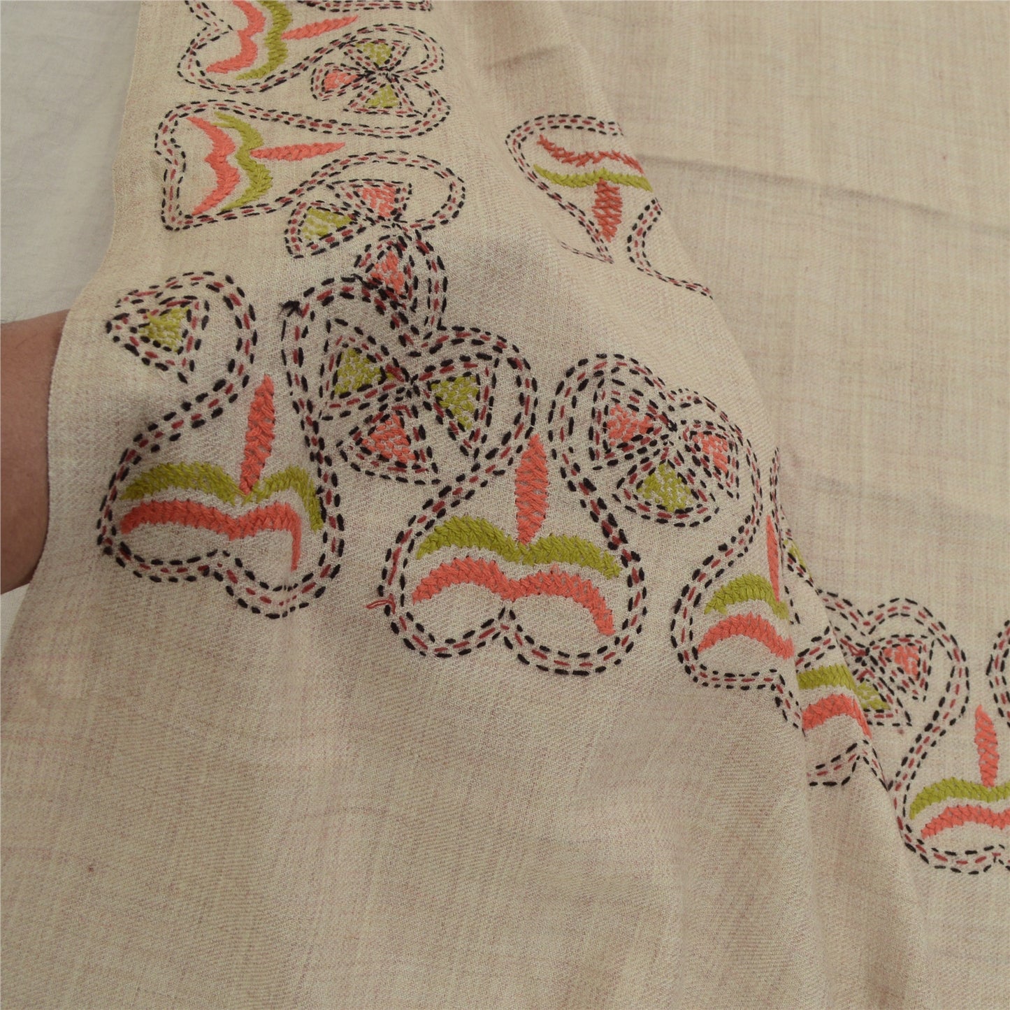 Sanskriti Vintage Ivory Pure Woollen Shawl Handmade Kantha Long Throw Stole