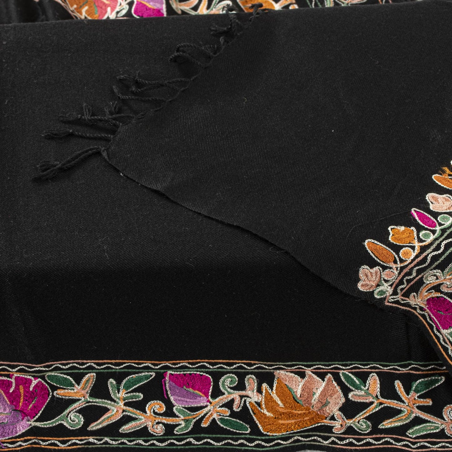 Sanskriti Vintage Black 100%Pure Wool Shawl Kashmiri Aari Embroidered Soft Stole
