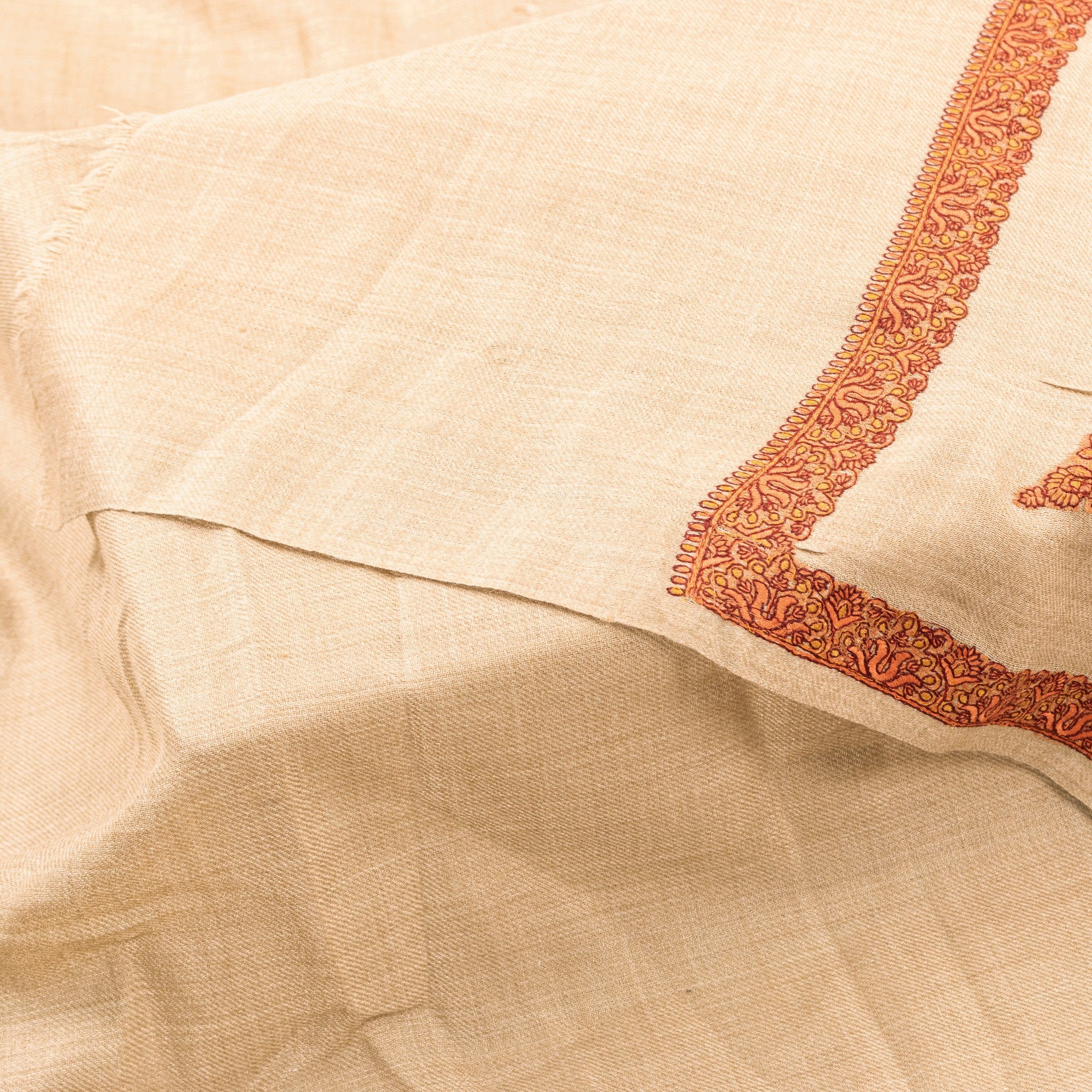 Sanskriti Vintage Long Ivory Pure Woolen Shawl Hand Embroidered Suzani NeckStole