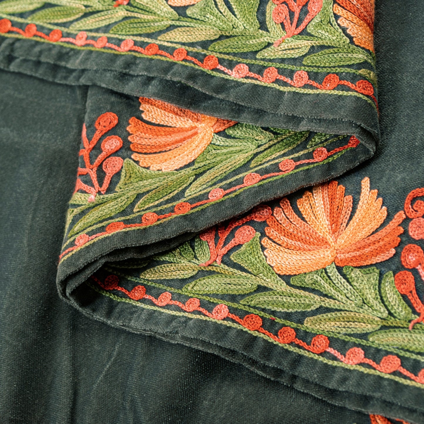 Sanskriti Vintage Long Gray Pure Woolen Aari Embroidered Neck Shawl Warm Stole