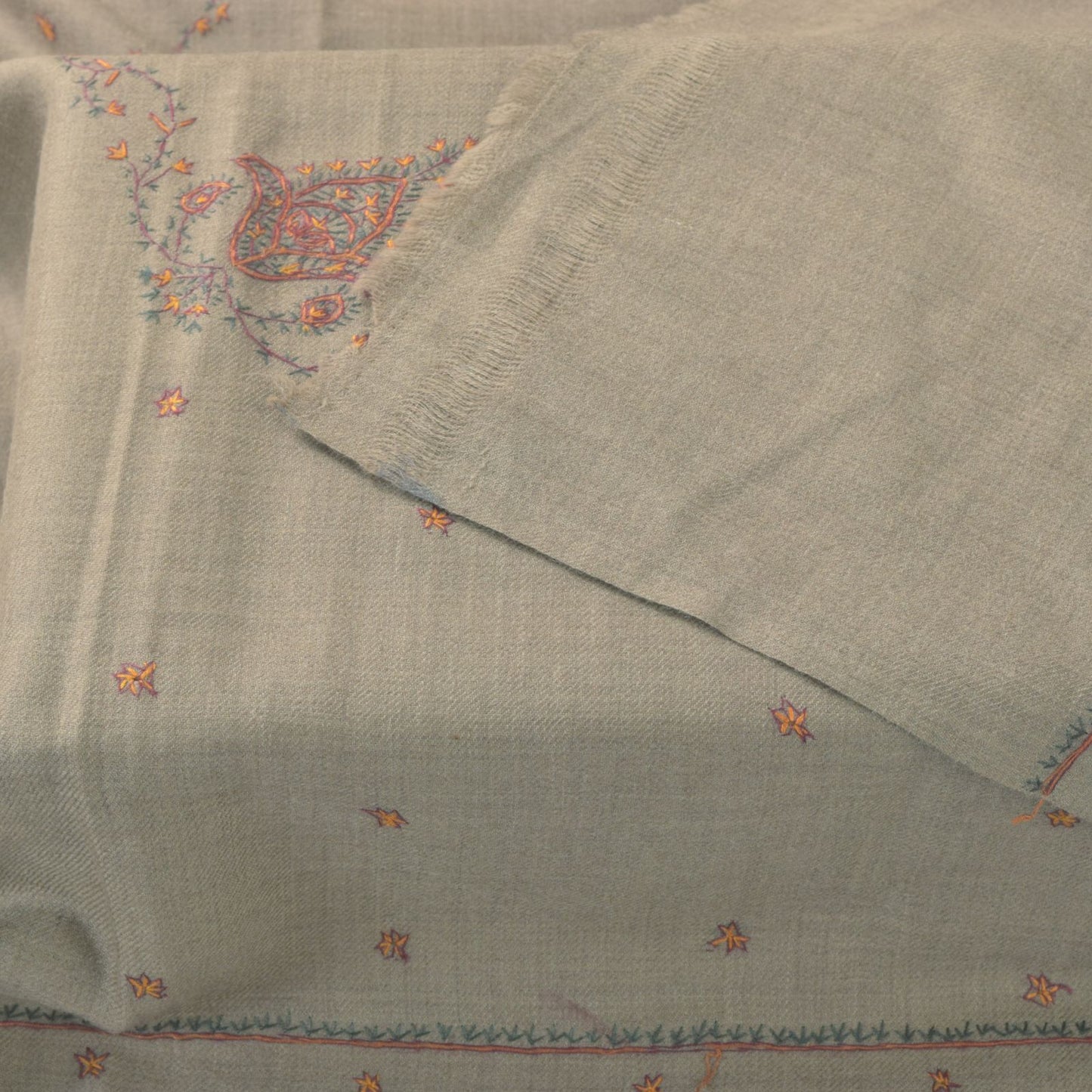 Sanskriti Vintage Gray Pure Wool Shawl Hand Embroidered Suzani Stole Scarf Wrap