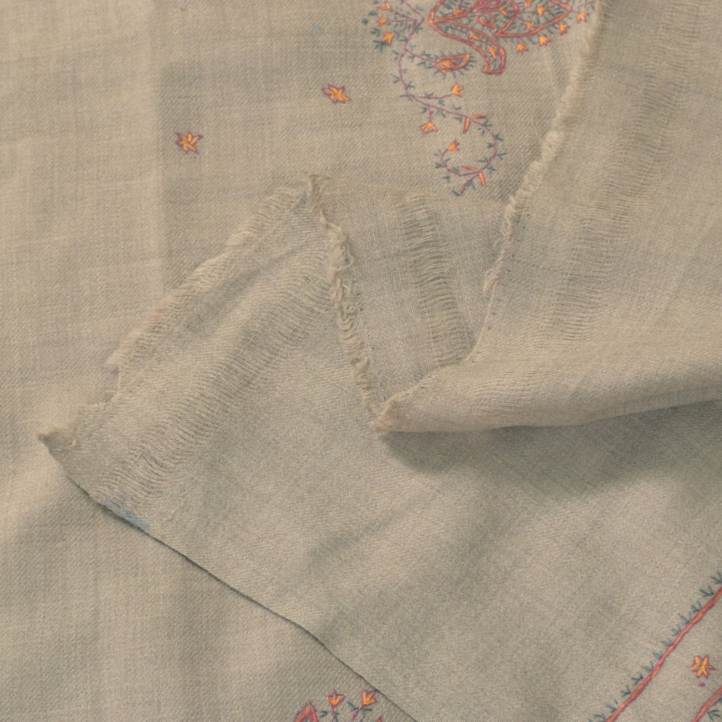 Sanskriti Vintage Gray Pure Wool Shawl Hand Embroidered Suzani Stole Scarf Wrap