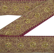 Load image into Gallery viewer, Antique Vintage Saree Border Hand Beaded Indian Craft Trims Lace 3.2&quot;W +5 Yard
