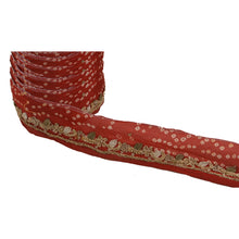Load image into Gallery viewer, Sanskriti Vintage 5 YD Bandhani Sari Border Hand Embroidered Craft Trim Lace
