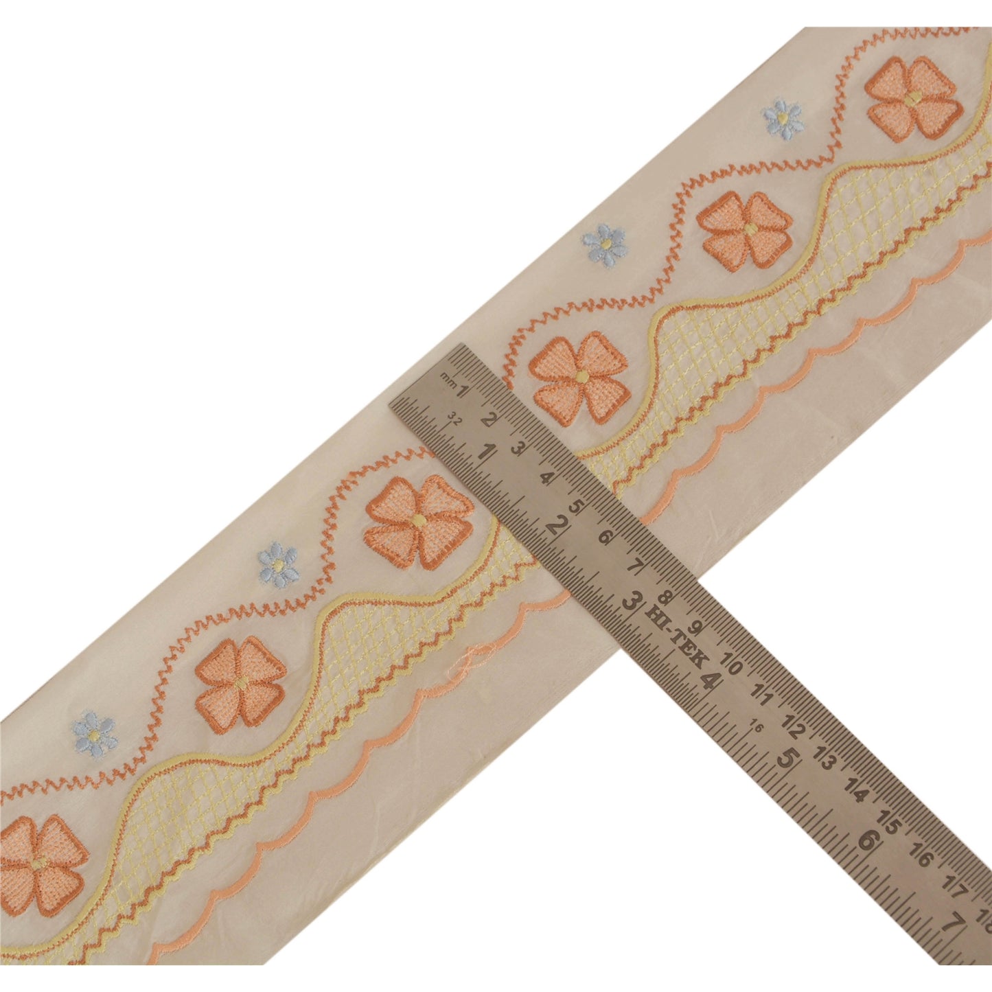 Sanskriti Vintage Cream Sari Border Embroidered Craft Trim Sewing 1 Yd Lace