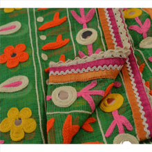 Load image into Gallery viewer, Vintage Dupatta Long Stole Cotton Green Hijab Hand Embroidered Kota Scarves
