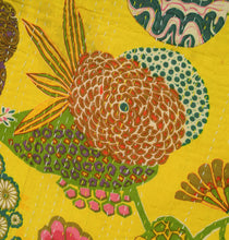 Load image into Gallery viewer, New Indian Gudari Kantha Cotton Full Throw Bedspread Hand Made Needle Work
