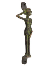 Load image into Gallery viewer, Antique Vintage Look Door Handle Handcrafted Sculpture Solid Brass Pulls
