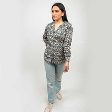 Load image into Gallery viewer, Sanskriti 100% Pure Cotton Hand Block Paisley Print Blazer Collar Full Sleeve Shirt
