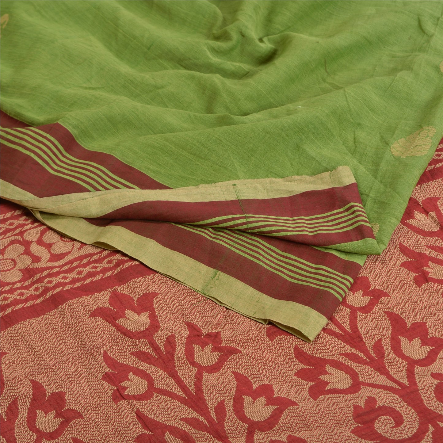 Sanskriti Vintage Sarees Green/Red Hand-Woven Pure Cotton Sari 5yd Craft Sustainable Fabric
