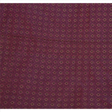 Load image into Gallery viewer, Vintage Indian Paisley Painted Saree Art Silk Craft Fabric Purple 5 Yard Sari
