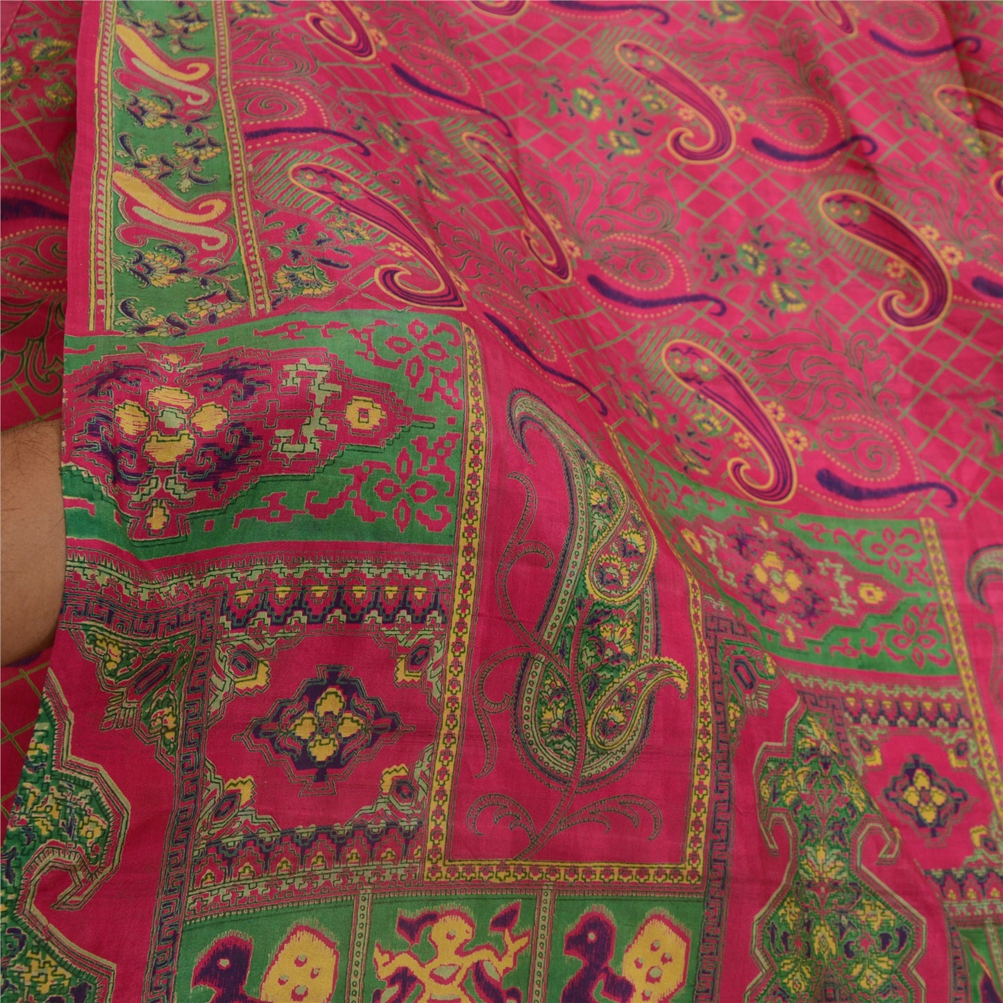 Sanskriti Vintage Sarees Quilting Felting Craft Sustainable Fabric Pink Print Pure Silk Sari