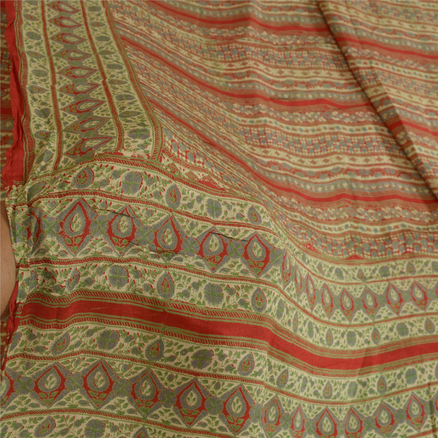 Sanskriti Vintage Sarees Indian Green/Red Pure Silk Printed Sari Craft Sustainable Fabric