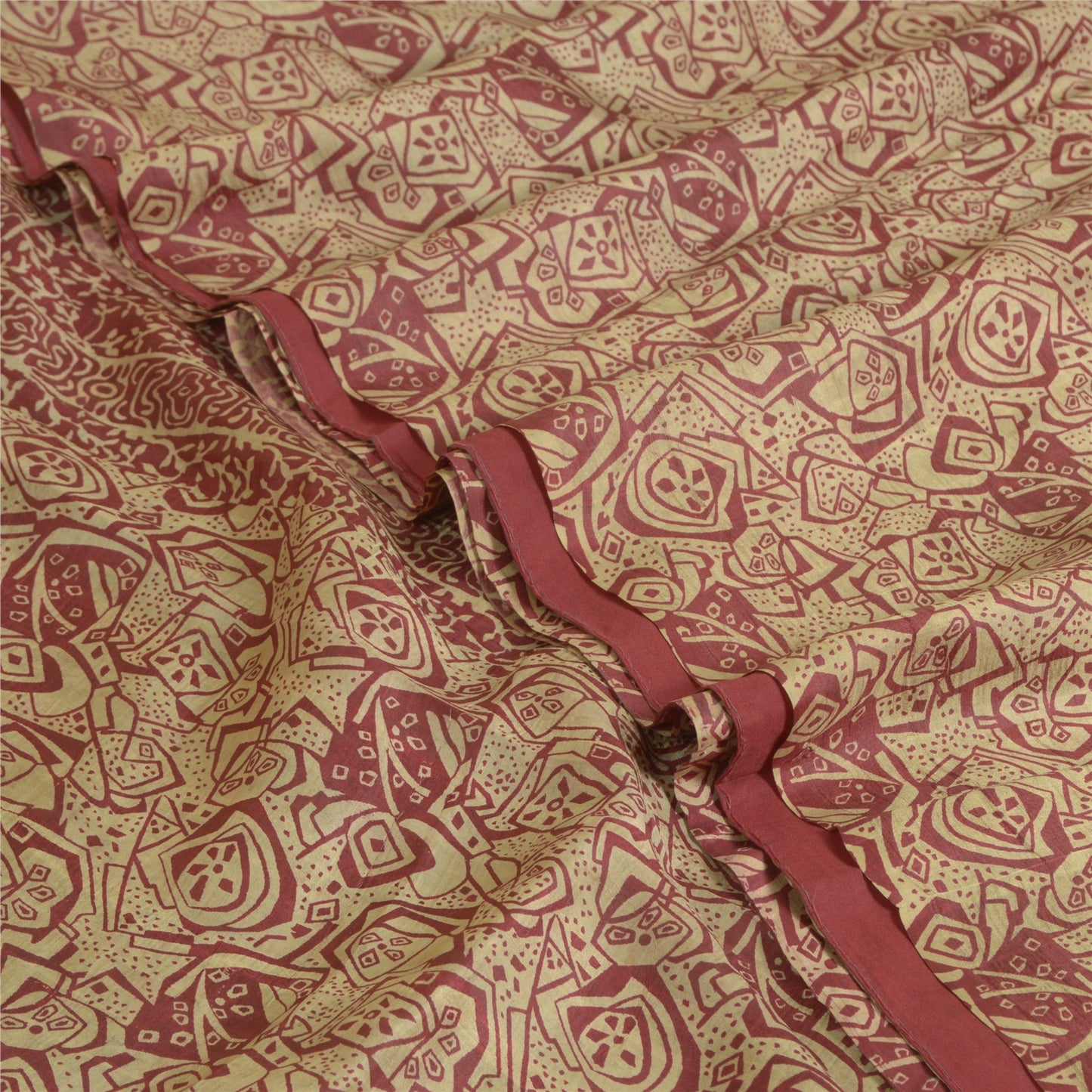 Sanskriti Vintage Sarees From India Cream/Red Pure Silk Print Sari Craft Sustainable Fabric