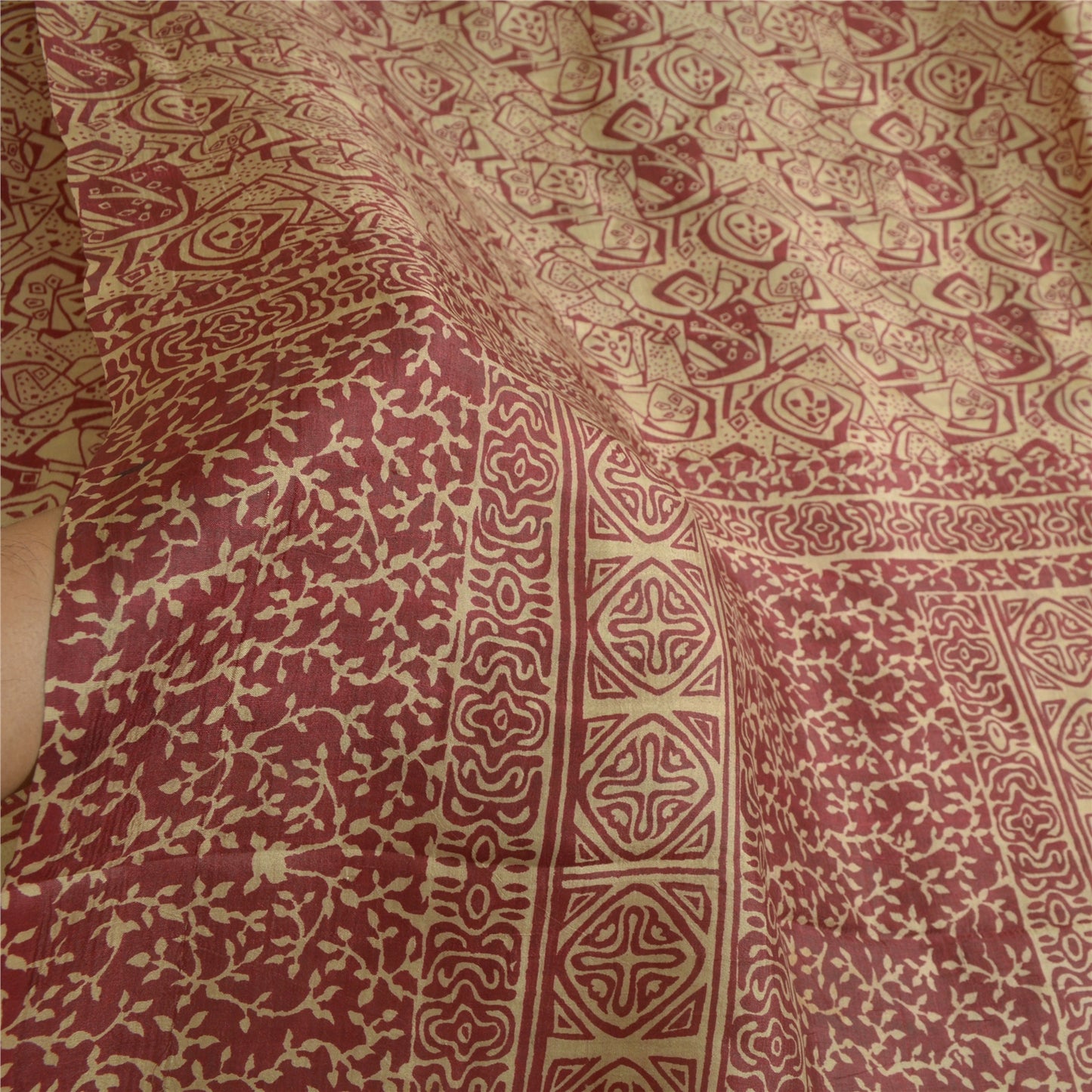 Sanskriti Vintage Sarees From India Cream/Red Pure Silk Print Sari Craft Sustainable Fabric