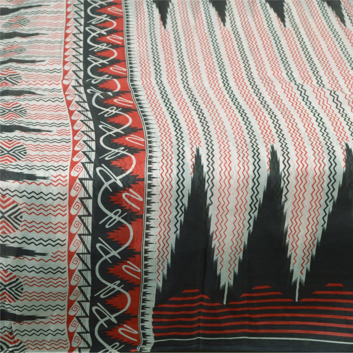 Sanskriti Vintage Sarees Ivory/Black Printed 100% Pure Silk Sari Craft Sustainable Fabric