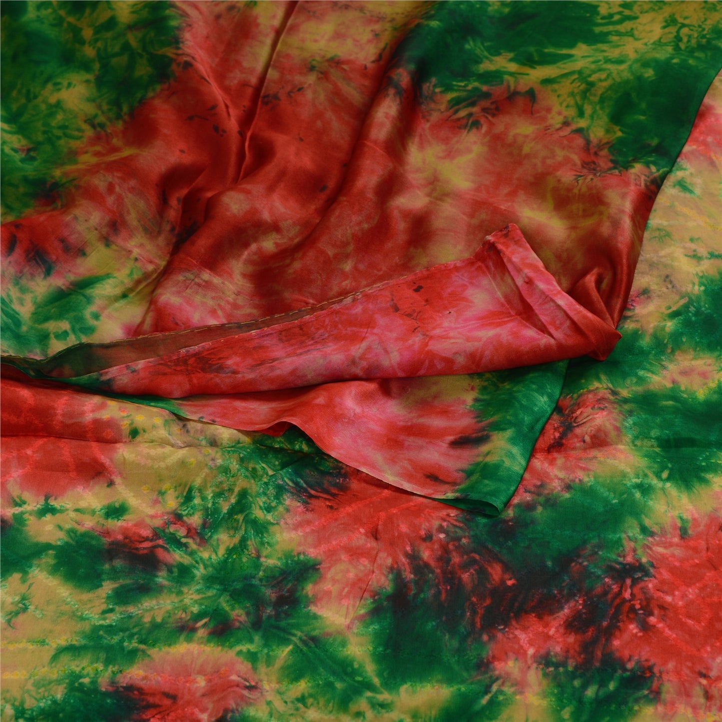 Sanskriti Vintage Sarees Indian Red Tie-Dye Pure Crepe Silk Sari Craft Sustainable Fabric