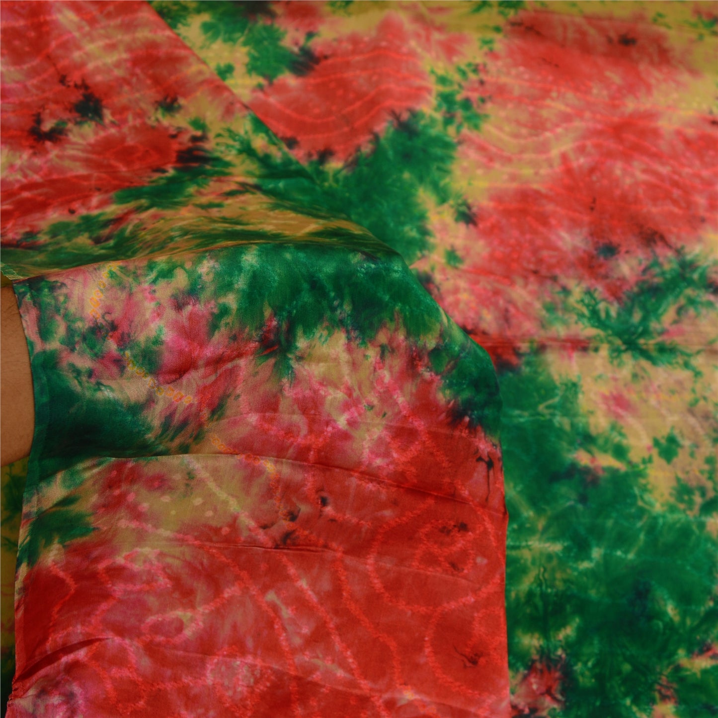 Sanskriti Vintage Sarees Indian Red Tie-Dye Pure Crepe Silk Sari Craft Sustainable Fabric