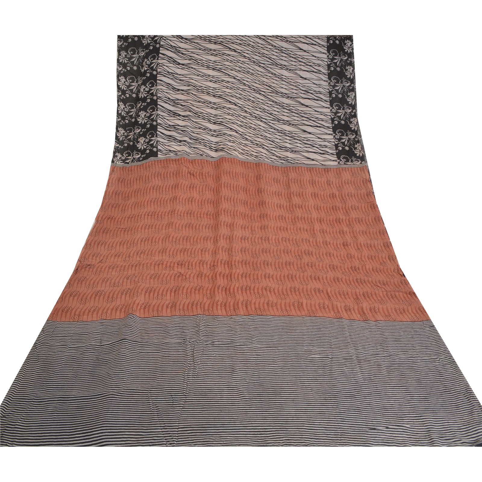 Sanskriti Vintage Ivory & Black Pure Crepe Silk Printed Saree - Floral Lines Design Soft 5.28YD Craft Fabric for Upholstery Dressmaking