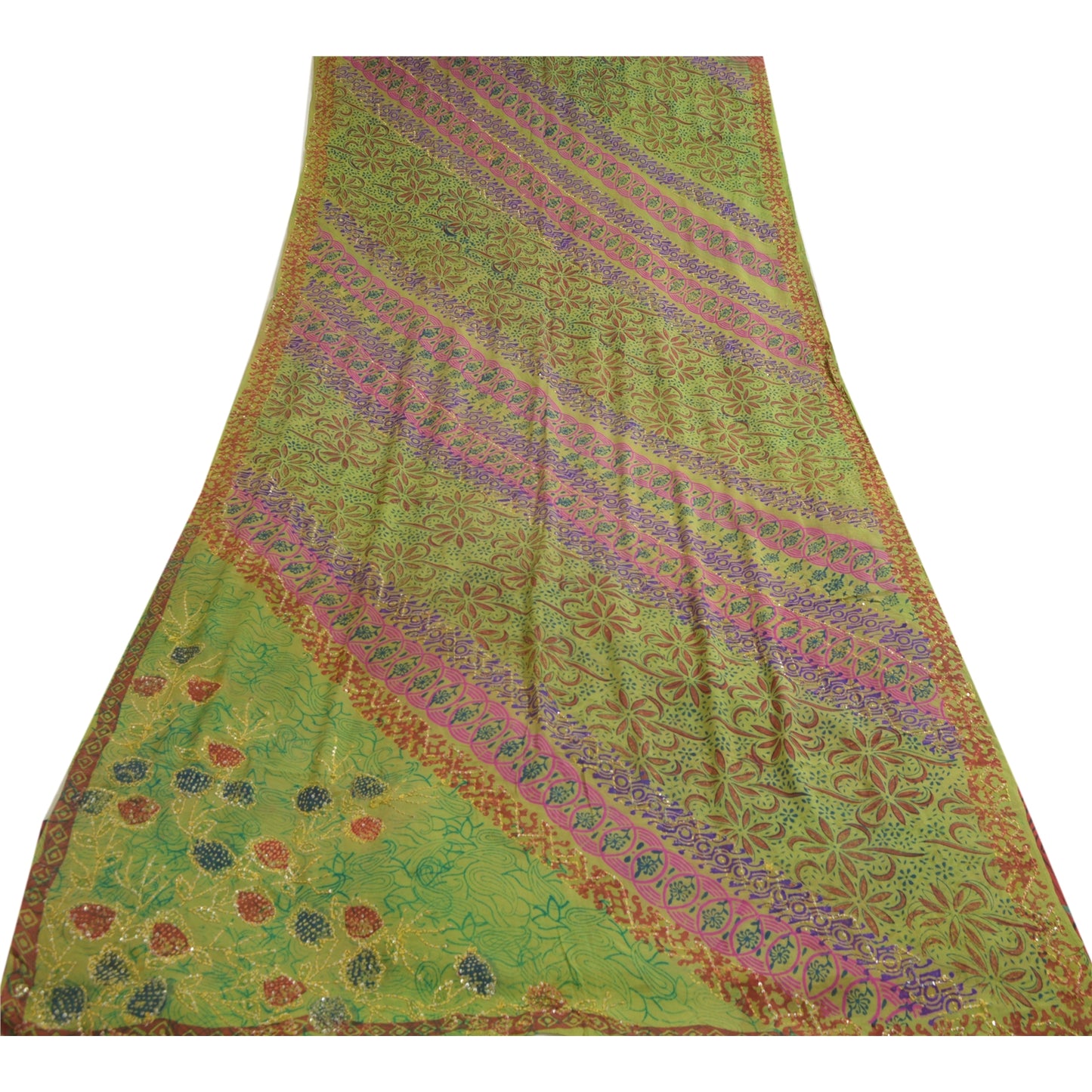 Sanskriti Vintage Sarees Red/Green Hand Bead Pure Crepe Print Sari Craft Sustainable Fabric