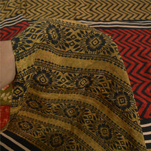 Load image into Gallery viewer, Sanskriti Vintage Sarees Green/Red Pure Crepe Silk Printed Sari 5yd Craft Fabric
