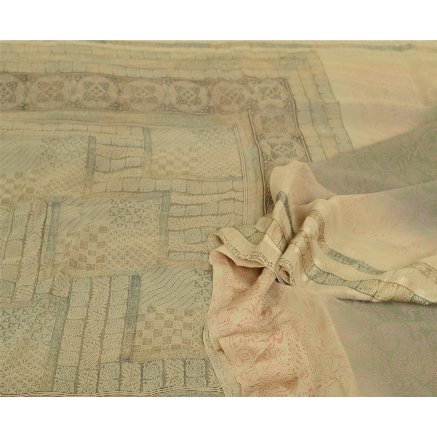 Sanskriti Vintage Sari 100% Pure Georgette Ivory/Grey Printed 5 Yd Saree Craft Fabric Home Decor, Women Floral Outfit, Silk Scrap