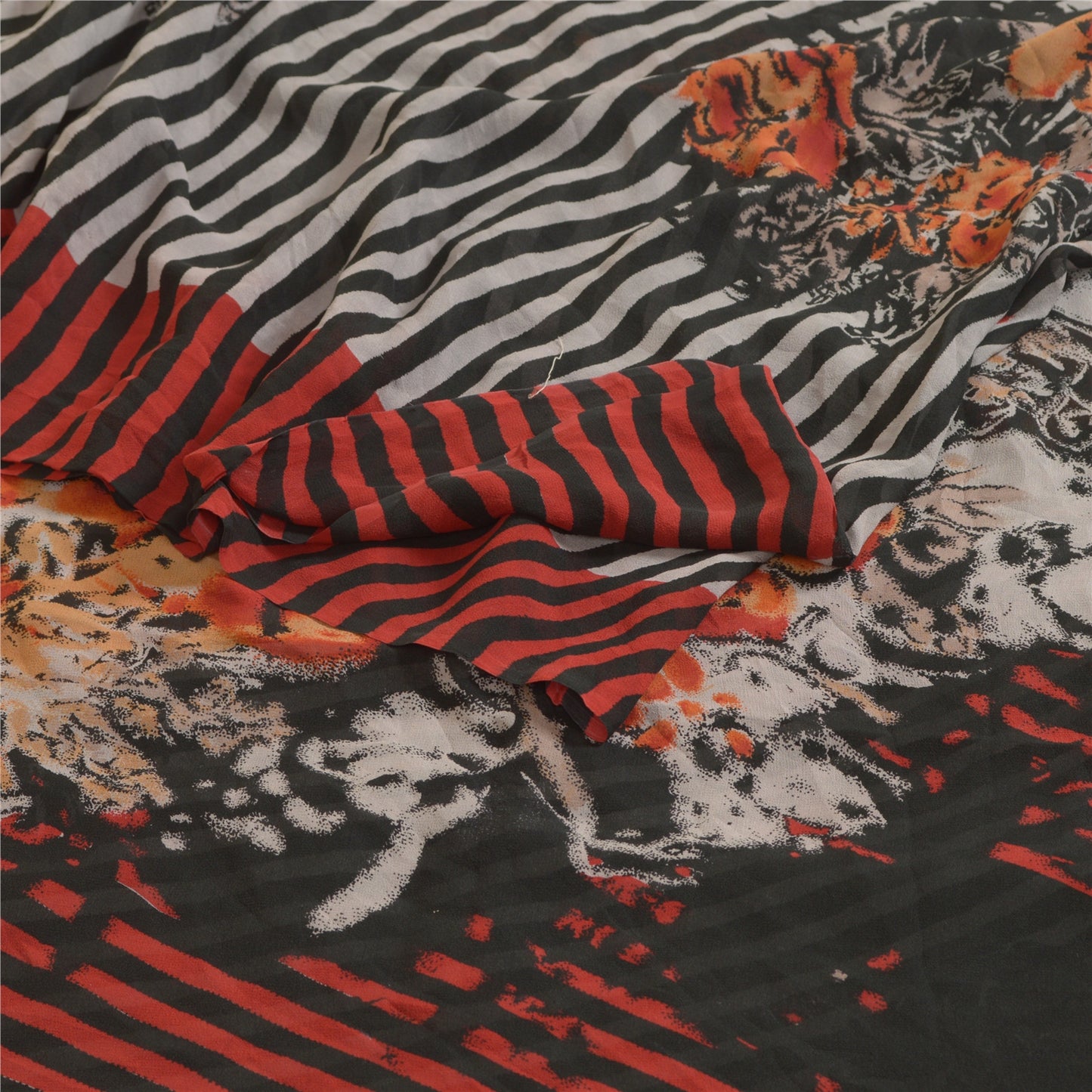 Sanskriti Vintage Sarees Black/Red Pure Georgette Silk Printed Sari Craft Sustainable Fabric