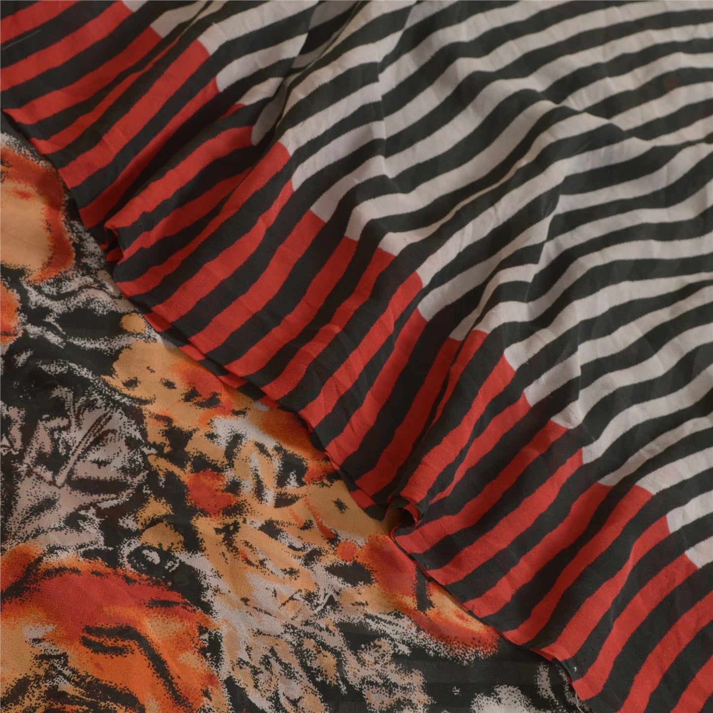 Sanskriti Vintage Sarees Black/Red Pure Georgette Silk Printed Sari Craft Sustainable Fabric