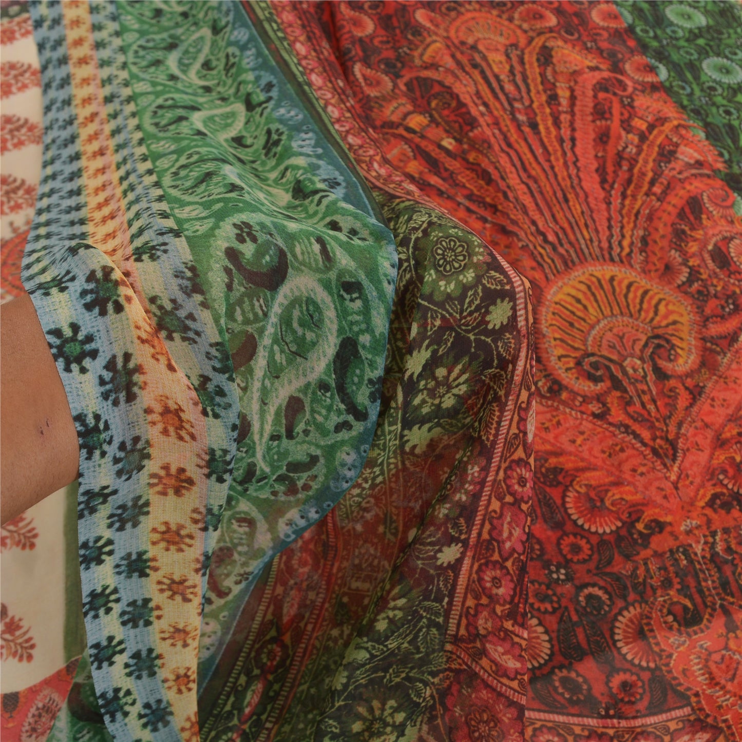 Sanskriti Vintage Saree Green & Red Georgette 6.5+Yard Saree Floral Printed Sari Soft Craft Fabric For Quilting Felting, Home Decor