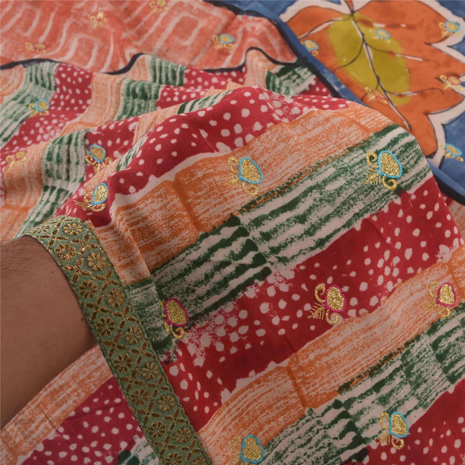 Санскритское винтажное сари из чистого крепированного шелка с вышивкой из высококачественной устойчивой ткани