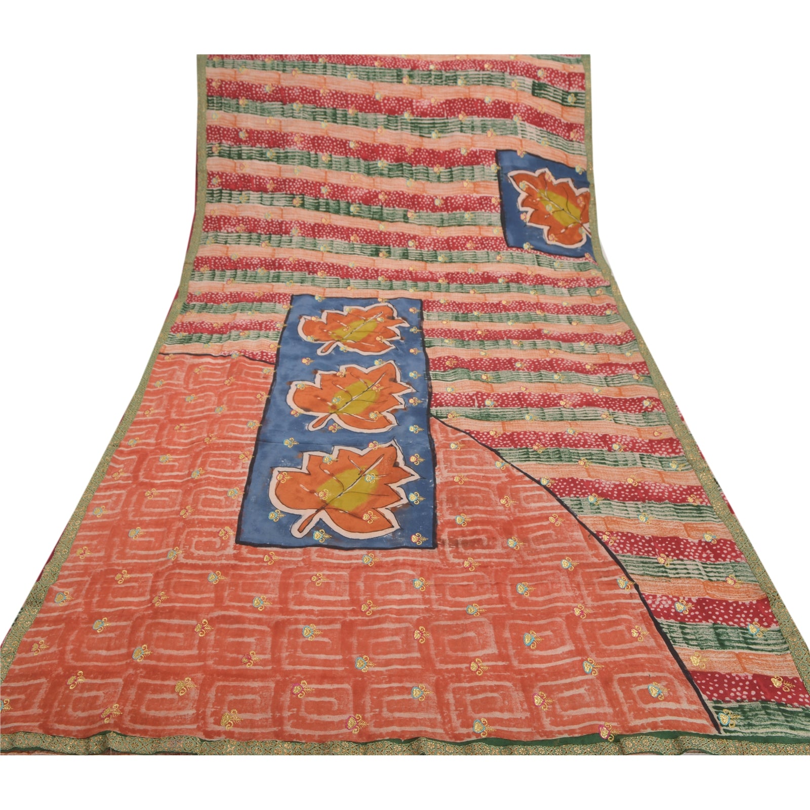 Санскритское винтажное сари из чистого крепированного шелка с вышивкой из высококачественной устойчивой ткани