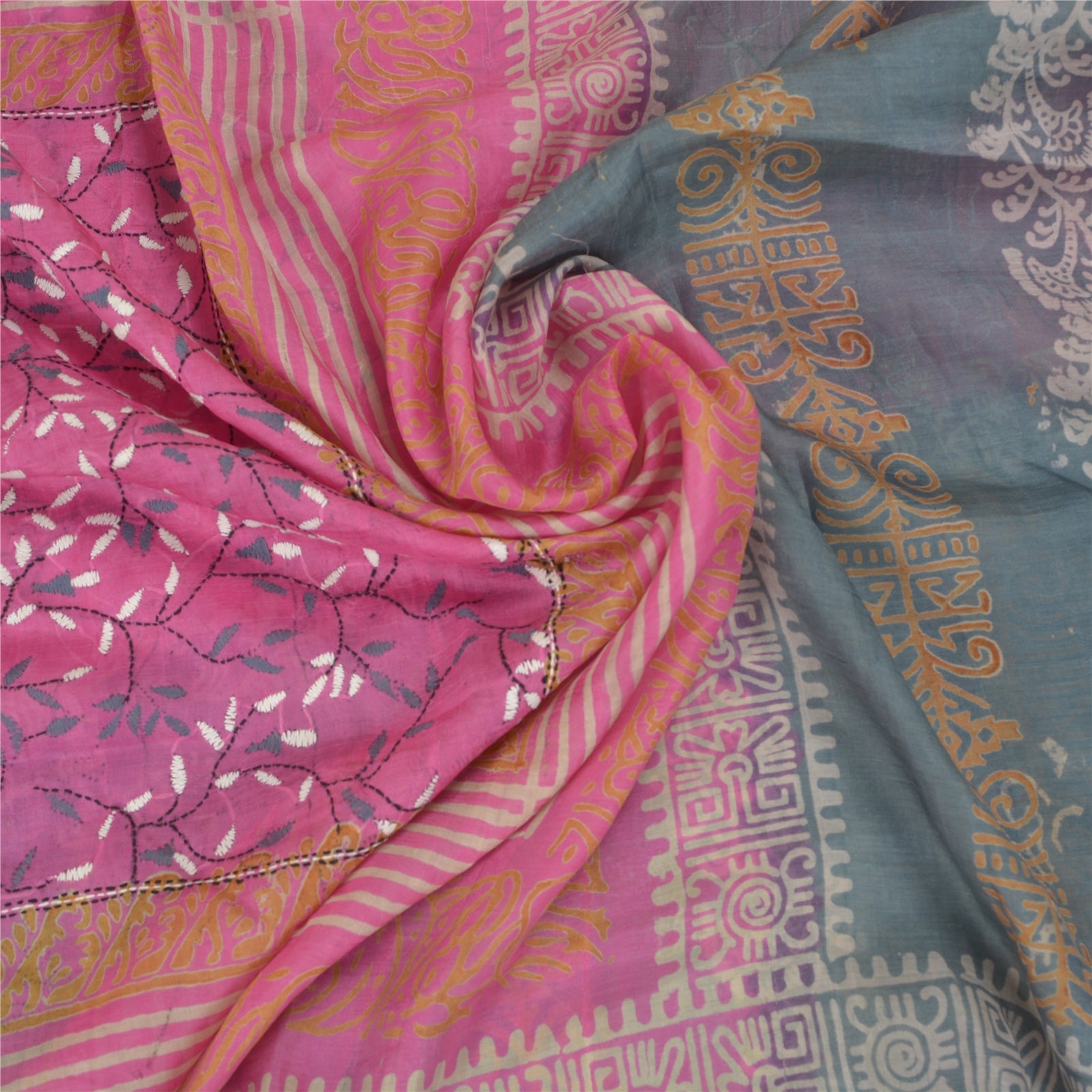 Sanskriti Vintage Sari 100% Pure Silk Grey & Pink Saree Printed Floral 5yd Craft Fabric Pre-owned Indian Saree Fabric Upcycled Remnant
