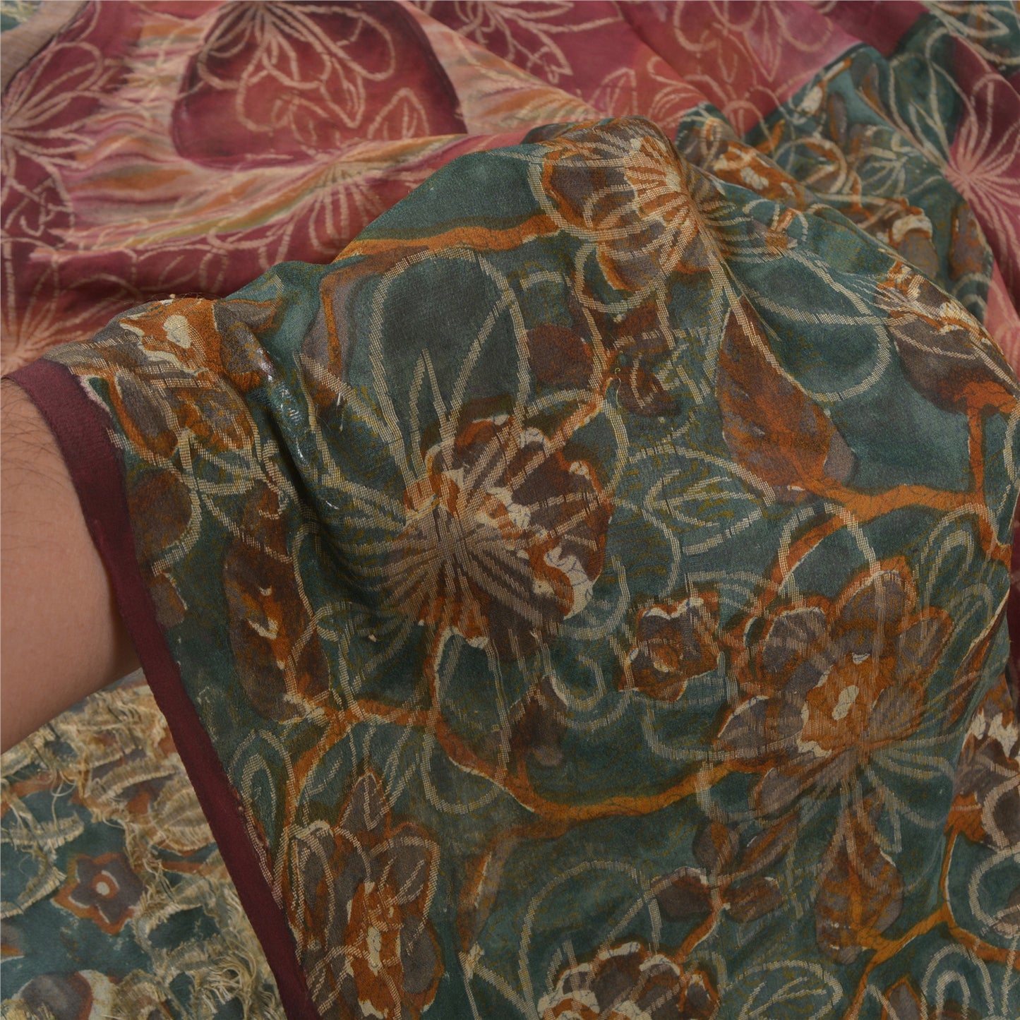 Sanskriti Vintage Green Sarees Pure Georgette Silk Hand-Woven Sari Craft Sustainable Fabric