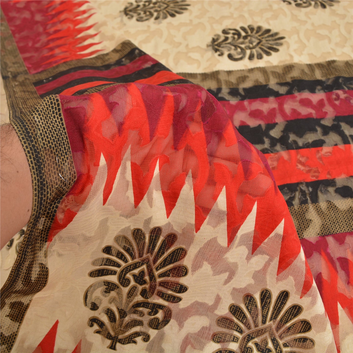 Sanskriti Vintage Ivory Sarees Cotton Printed & Woven Premium Sari Craft Sustainable Fabric