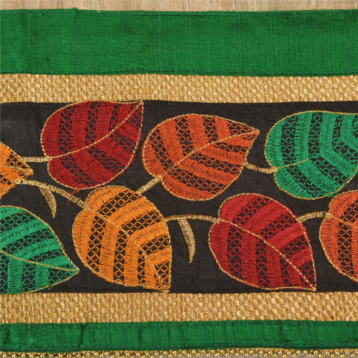 Sanskriti Vintage Elfenbens Sarees Ren Håndvævet Silke Broderet Sari Håndværk Bæredygtigt Stoff