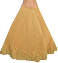 Load image into Gallery viewer, Vintage Indian Bollywood Women Long Skirt Hand Embroidered M Size Zari Lehenga
