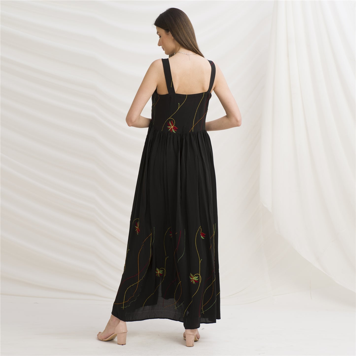 Sanskriti Vintage Sweetheart Maxi Dress Black Pure Crepe Silk Floral Sleeveless