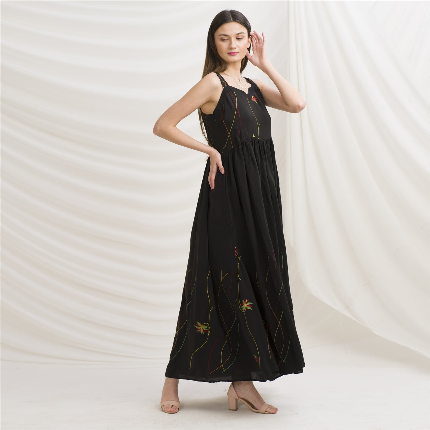 Sanskriti Vintage Sweetheart Maxi Dress Black Pure Crepe Silk Floral Sleeveless